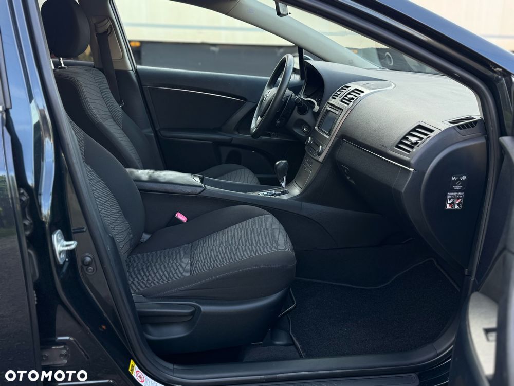 Toyota Avensis Touring Sports 1.8 Multidrive S Executive - 10