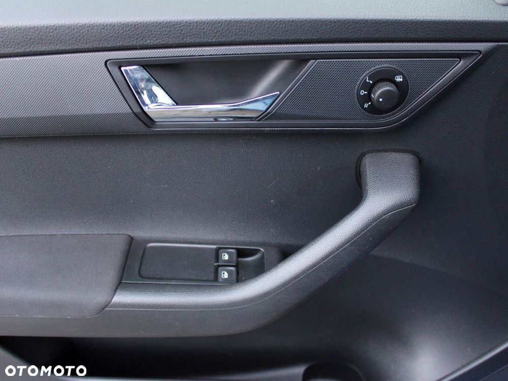 Skoda Fabia 1.0 TSI Ambition - 27