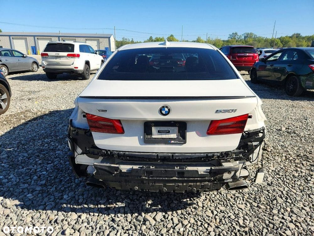 BMW Seria 5 530i M Sport Edition - 6