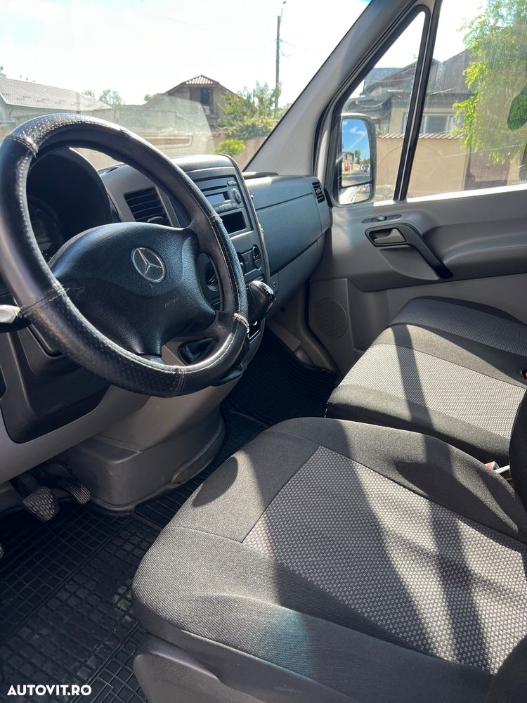 Mercedes-Benz Sprinter 906.211 - 10
