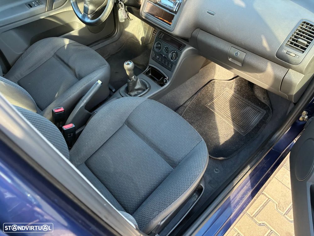 VW Polo 1.0 Confortline - 18