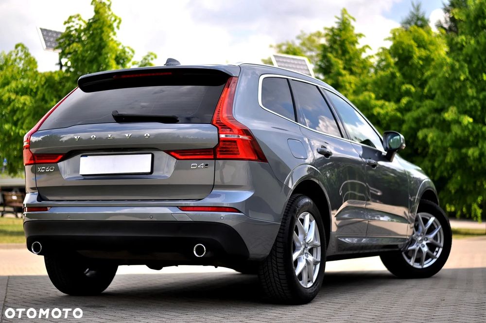 Volvo XC 60 D4 AWD Momentum - 17