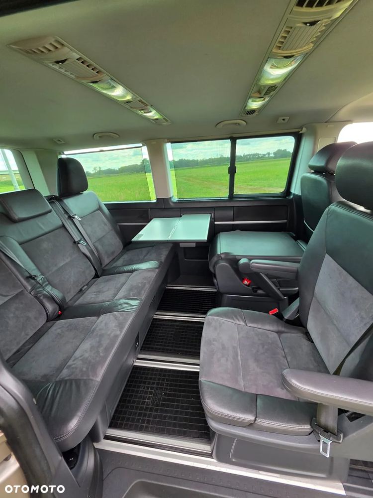 Volkswagen Multivan - 15