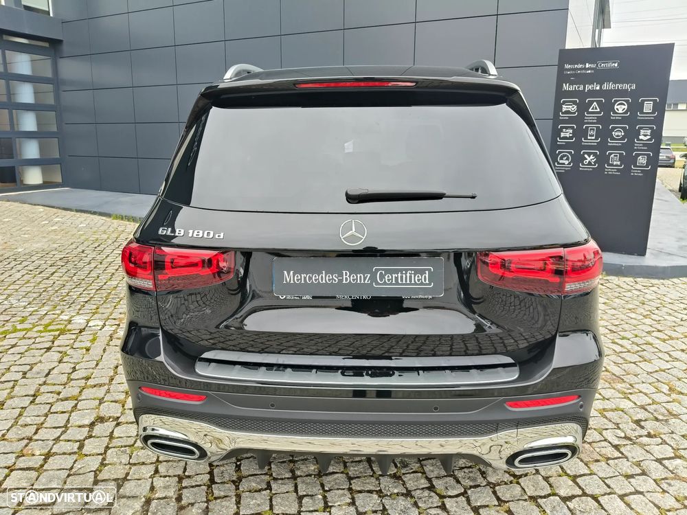 Mercedes-Benz GLB 180 d AMG Line - 12