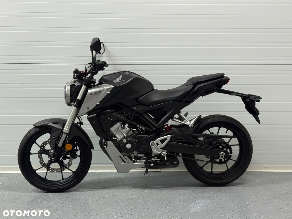 Honda CB - 17