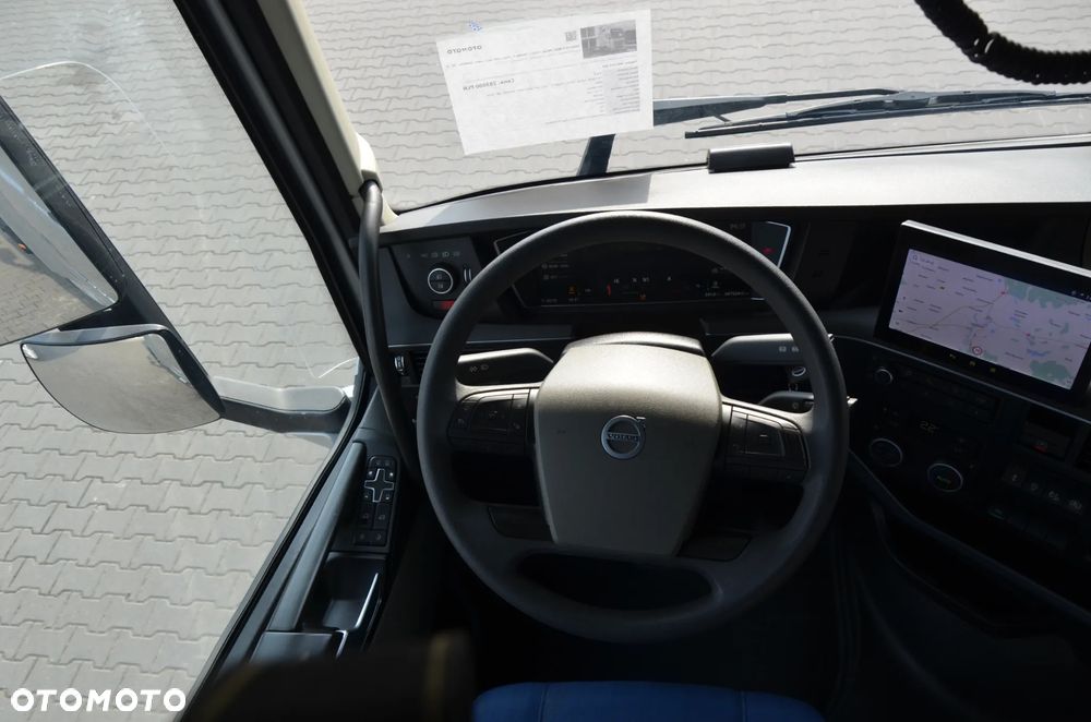 Volvo FH 5 NEW / MEGA / 2021r. / KLIMA P. / FULL LED / ACC / NAVI / KAMERA / DE / 8019 - 28