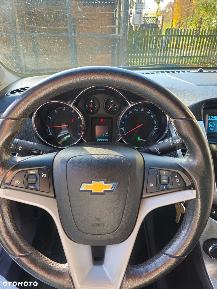 Chevrolet Cruze 1.8 LT - 19