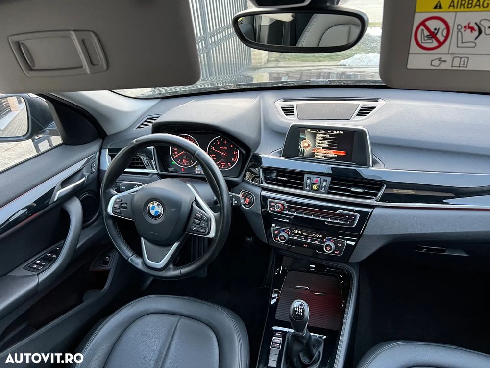 BMW X1 sDrive18d - 13