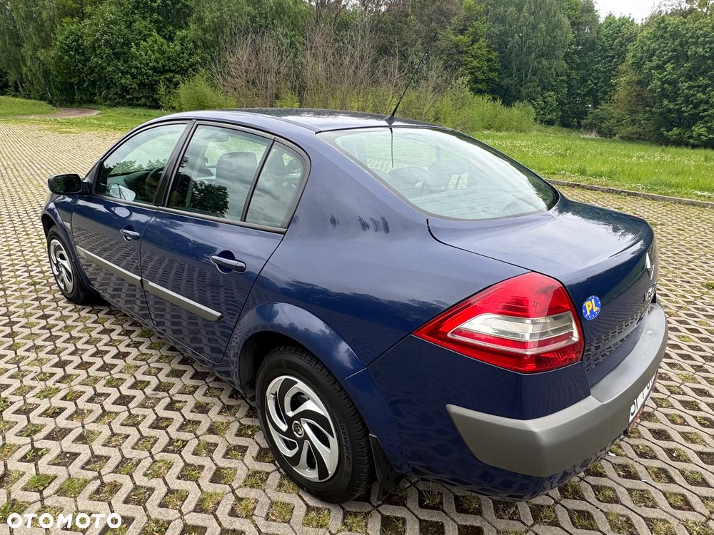 Renault Megane 1.5 dCi Confort Authentique - 12