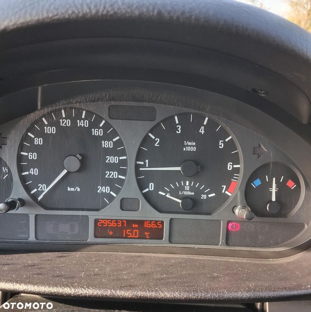 BMW Seria 3 318i Edition Lifestyle - 9