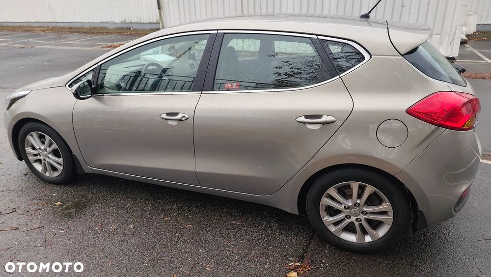 Kia Ceed Cee'd 1.6 GDI L DCT - 6