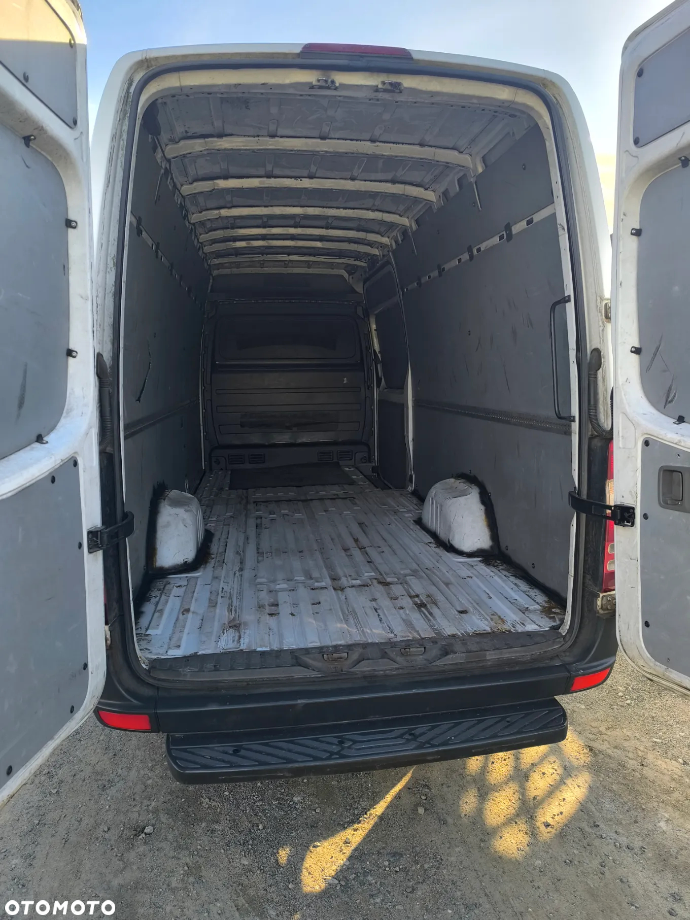 Mercedes-Benz Sprinter - 4