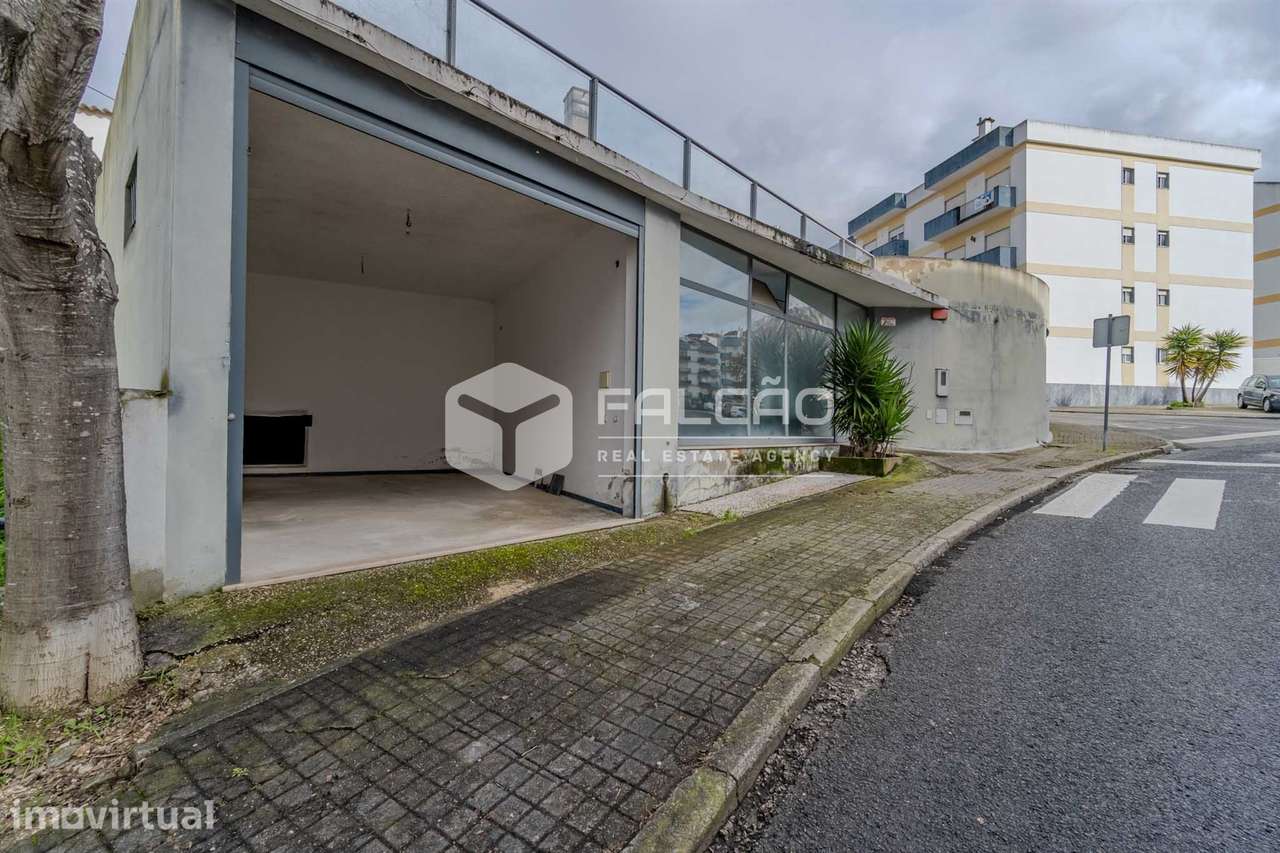 Loja  Venda em Santarém (Marvila), Santa Iria da Ribeira de Santarém, - Grande imagem: 4/37