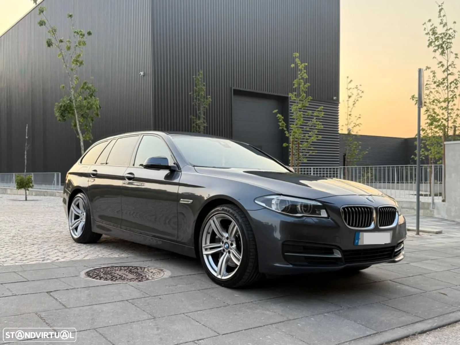 BMW 525 d Line Luxury Auto - 1