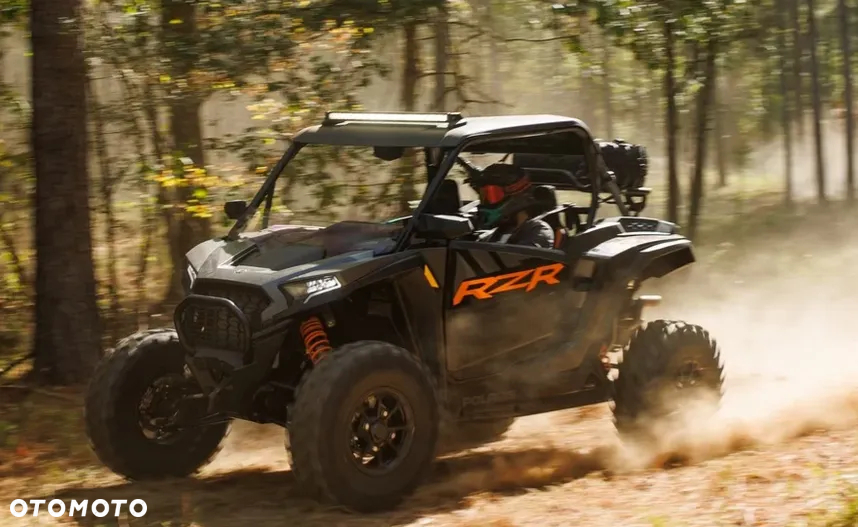 Polaris RZR - 12
