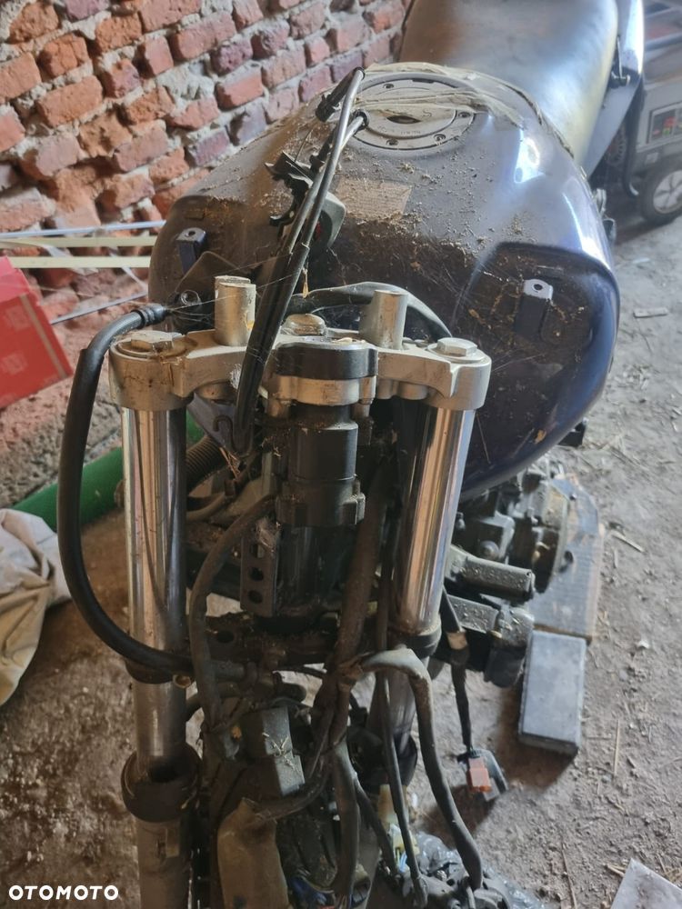 Honda CBF - 6
