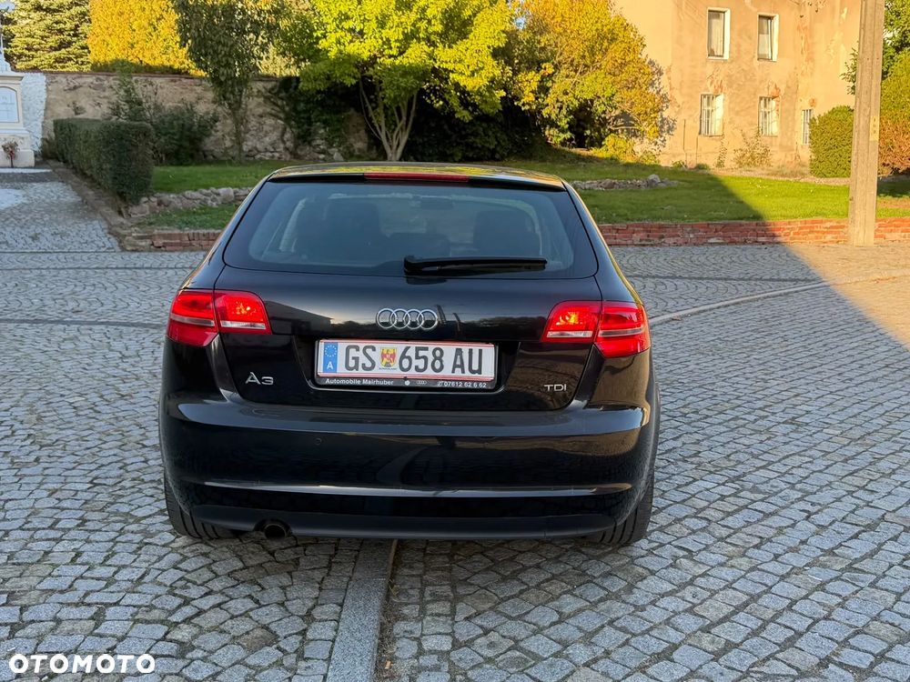 Audi A3 Sportback - 8