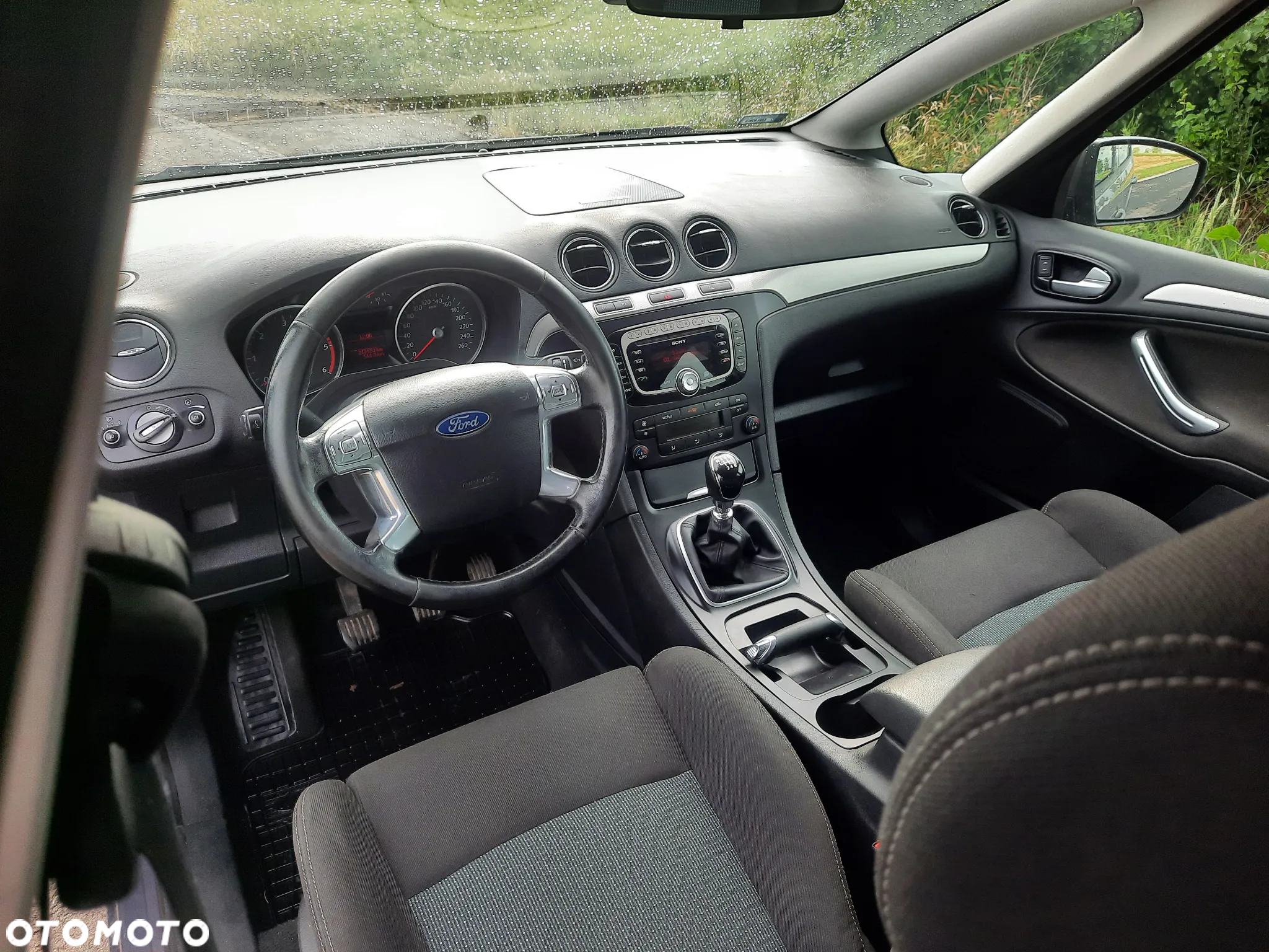 Ford S-Max - 10