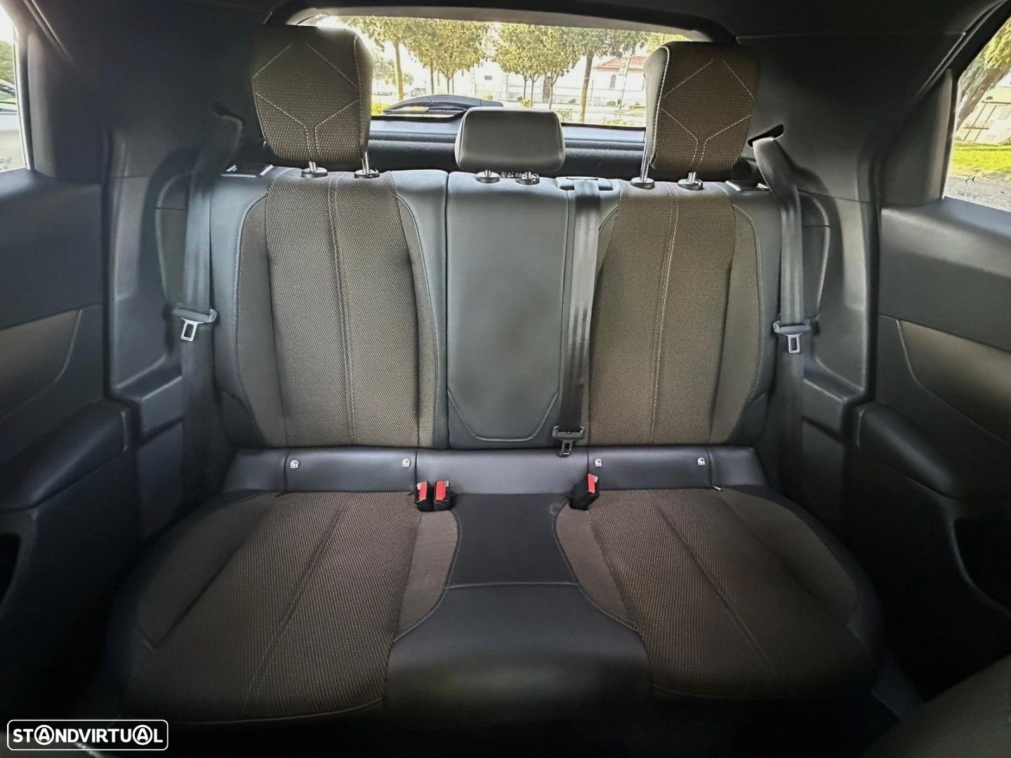 DS DS3 Crossback 1.5 BlueHDi So Chic EAT8 - 37