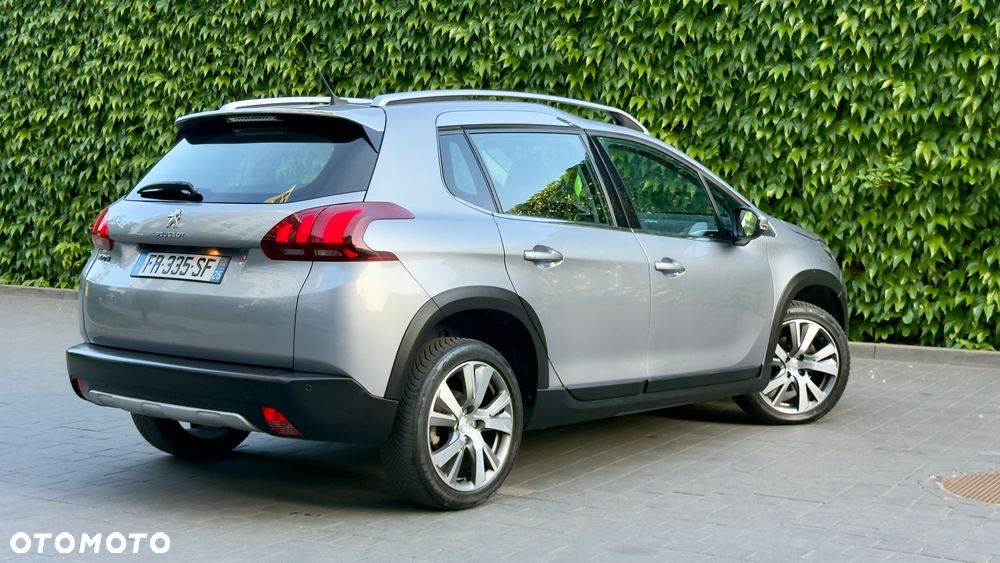 Peugeot 2008 - 12