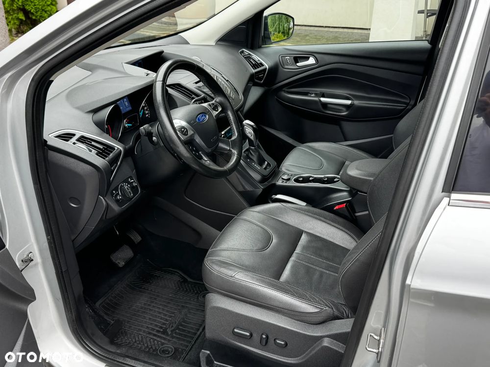 Ford Kuga 2.0 TDCi 4x4 Titanium - 8