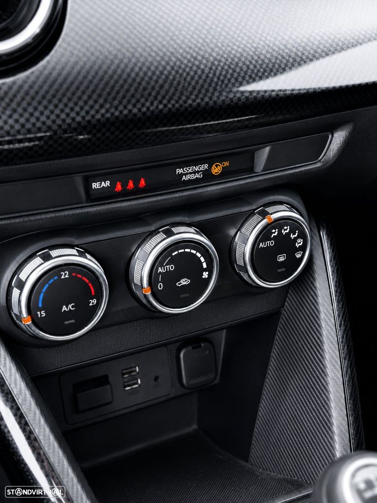 Mazda 2 1.5 Sky-G Advance - 10