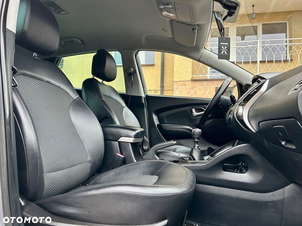 Hyundai ix35 1.7 CRDi 2WD blue Style - 27