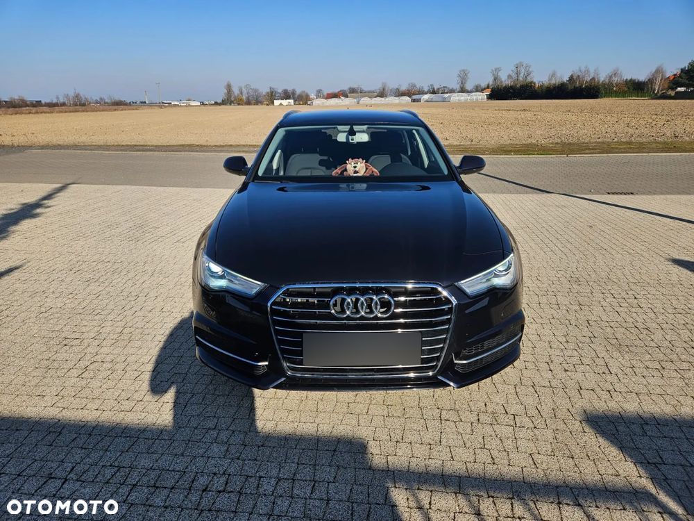 Audi A6 Avant - 1