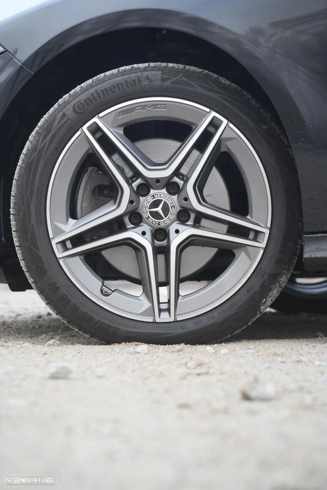 Mercedes-Benz A 250 e 8G-DCT Edition AMG Line - 32