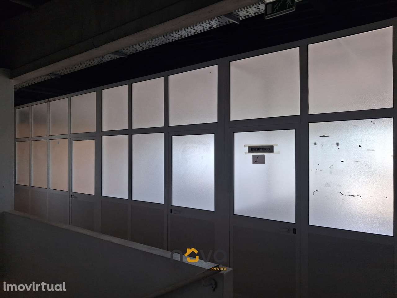 Armazém Industrial em Touguinhó, Vila do Conde - Grande imagem: 2/24