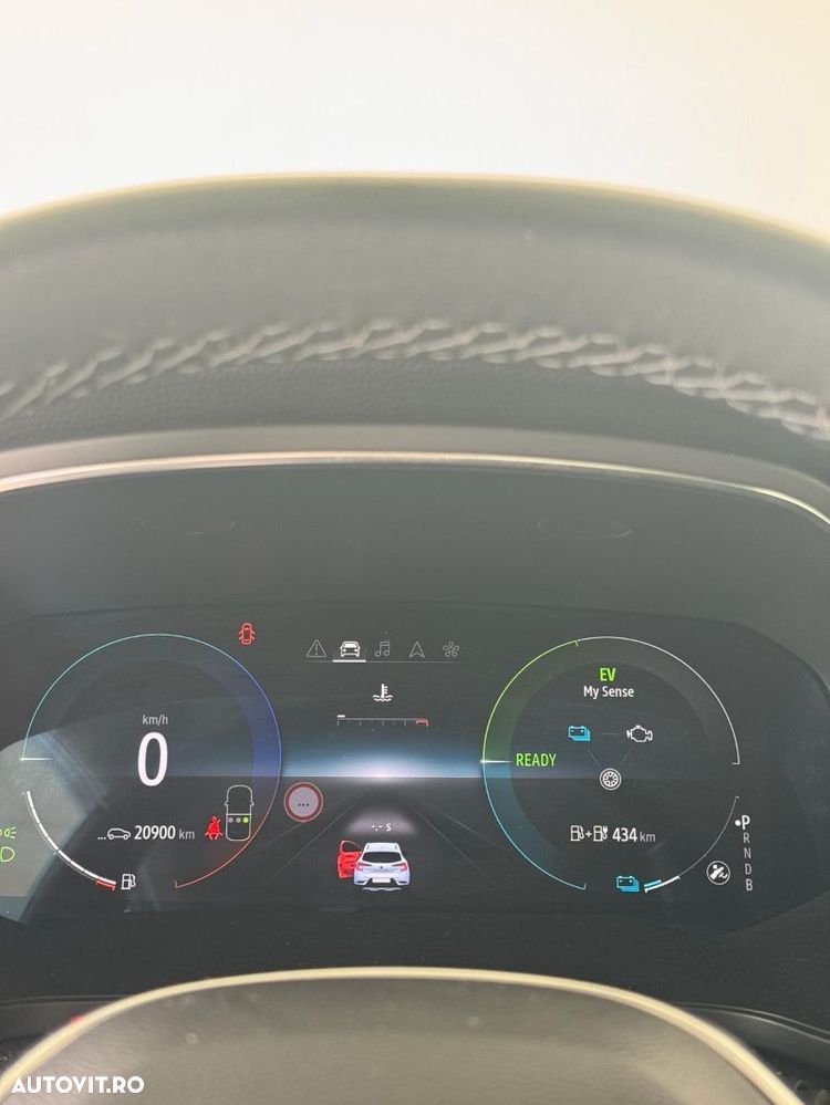 Renault Captur 160 EDC MHEV Techno - 11