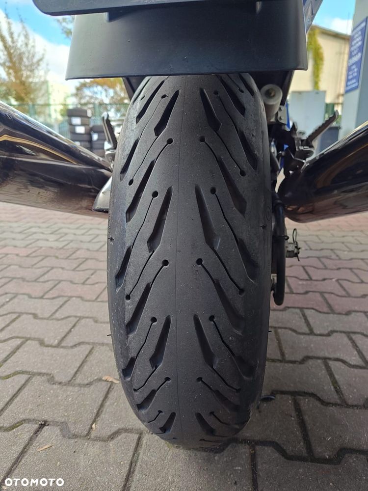 Kawasaki ZZR - 16
