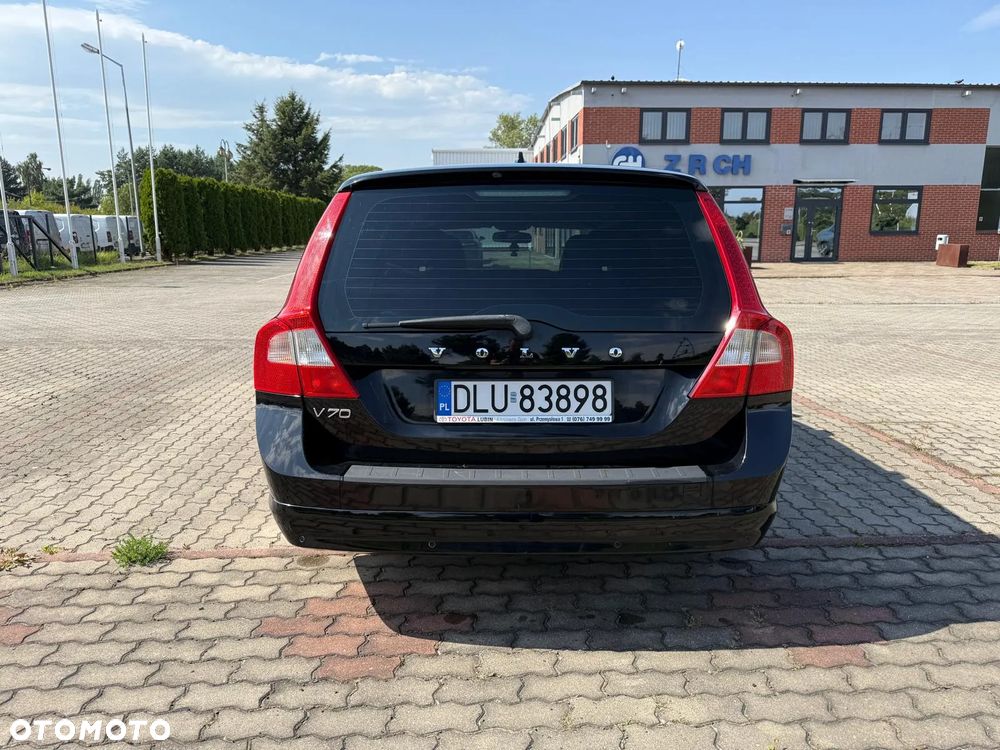Volvo V70 T4 Momentum - 5