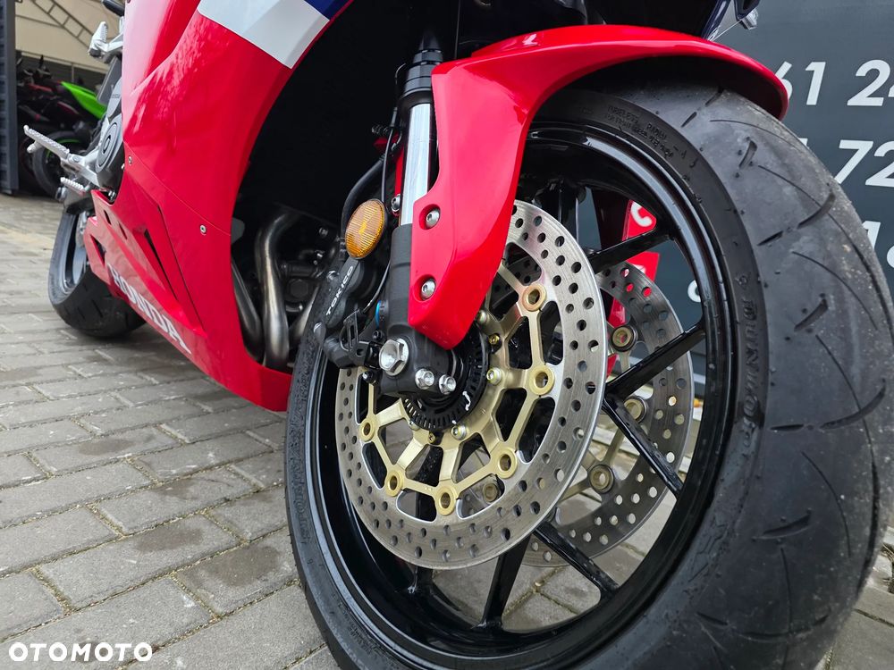 Honda CBR - 29