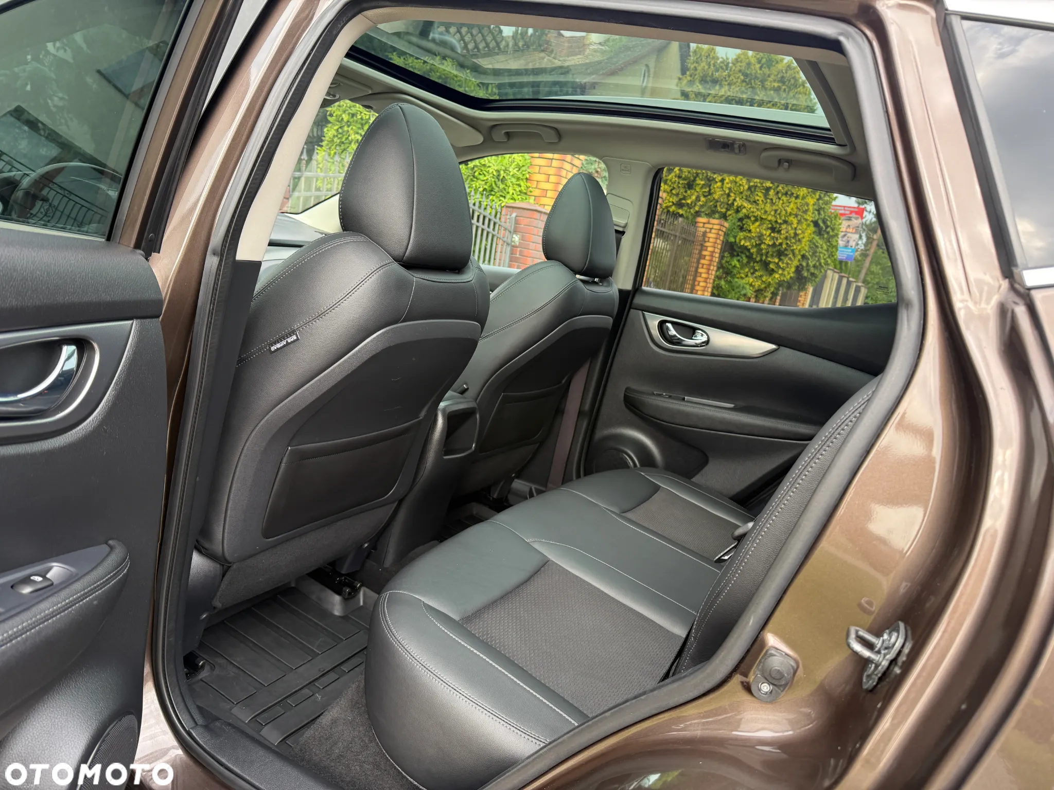 Nissan Qashqai 1.2 DIG-T Xtronic TEKNA+ - 31
