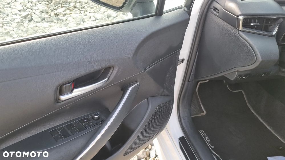 Toyota Corolla 1.8 Comfort - 29