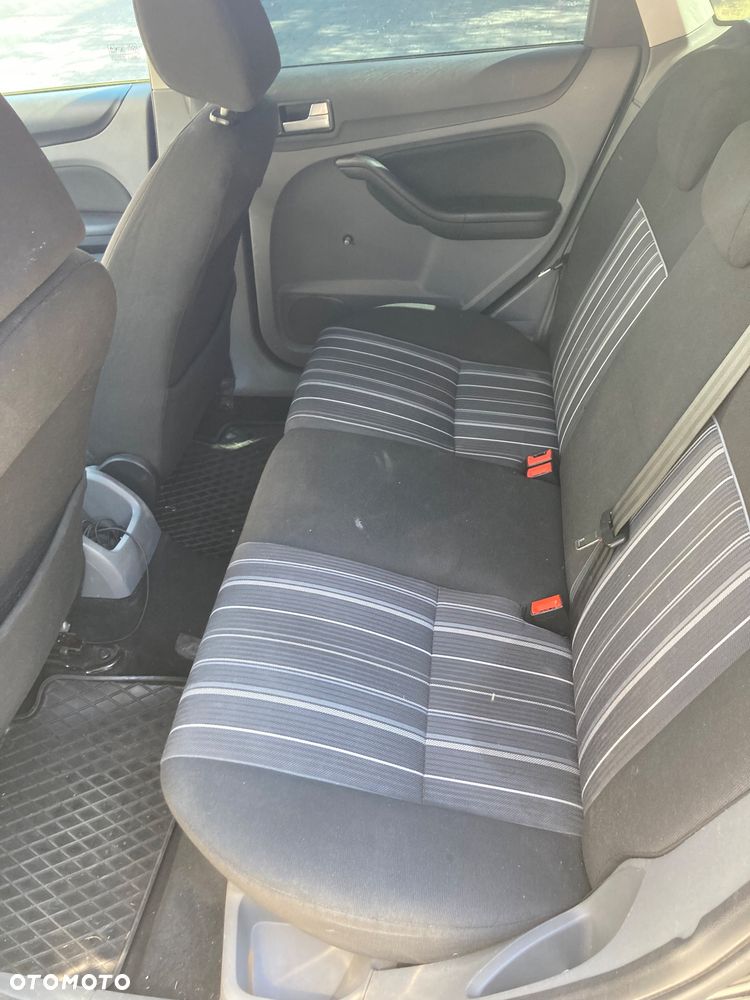 Ford Focus - 6