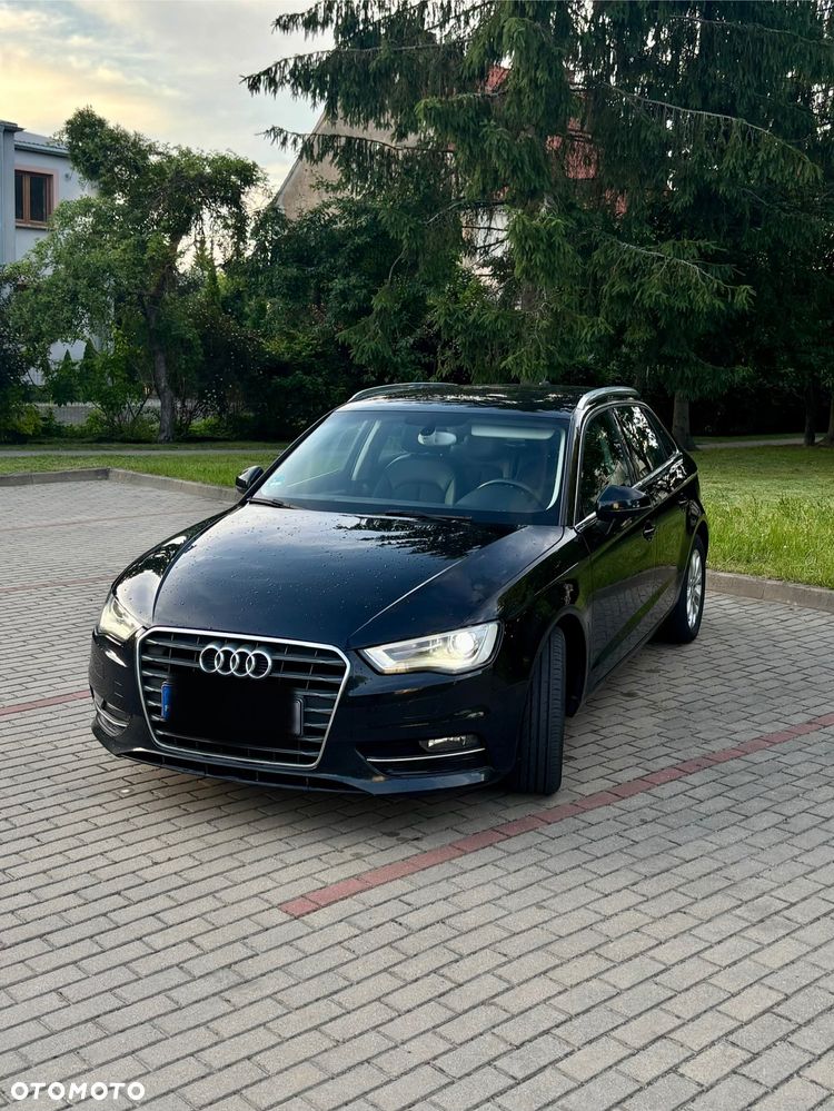 Audi A3 Sportback 1.6 TDI Attraction - 2