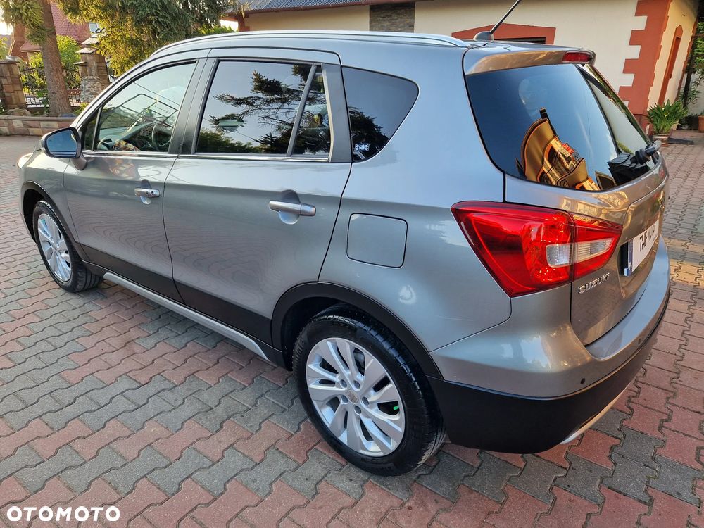 Suzuki SX4 S-Cross 1.4 T Elegance 4WD - 32