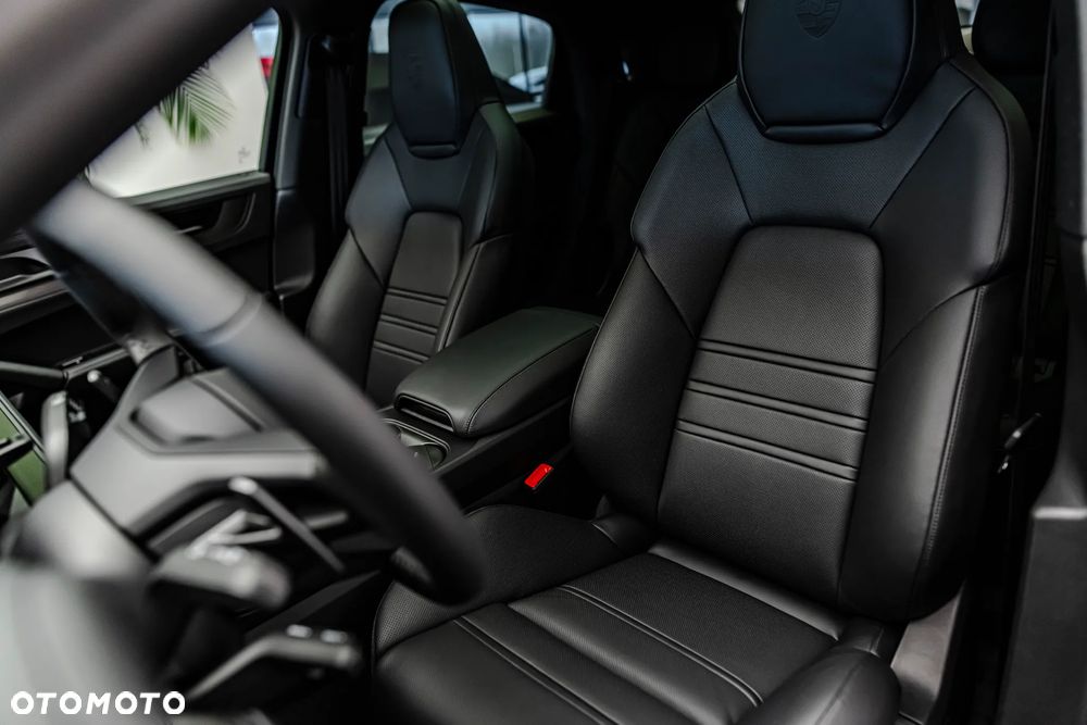 Porsche Cayenne Standard - 9