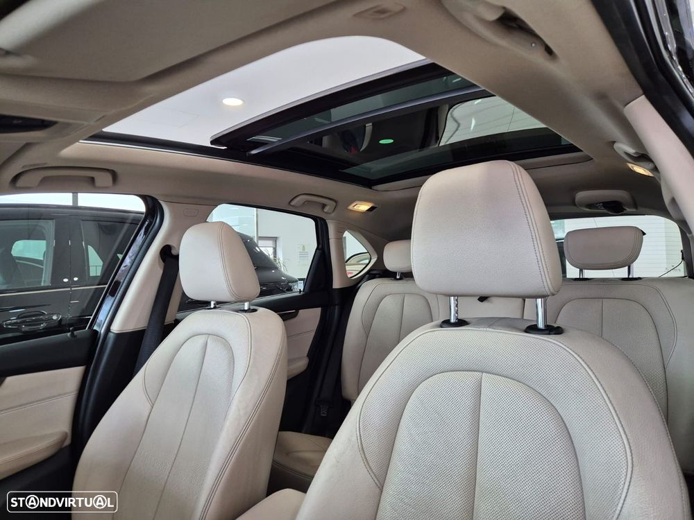 BMW 216 Active Tourer d Line Luxury - 8