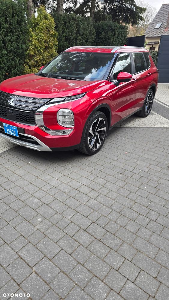 Mitsubishi Outlander - 25