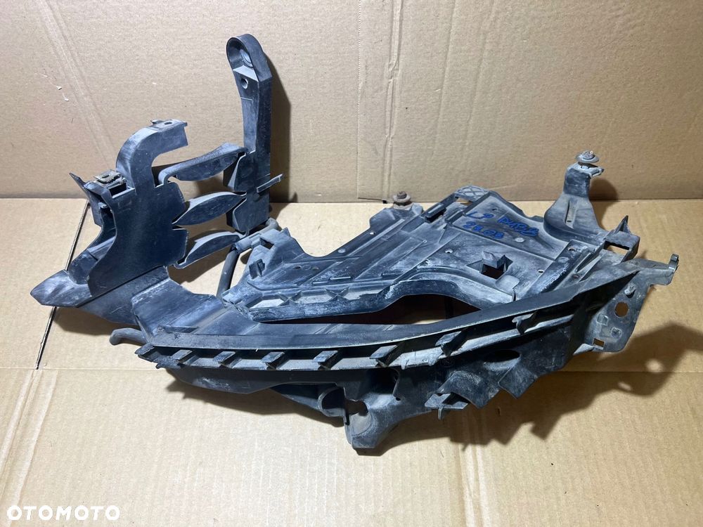 audi a4 b8 ślizg mocowanie lampy lewy przód przedni 8k0805607a - 2