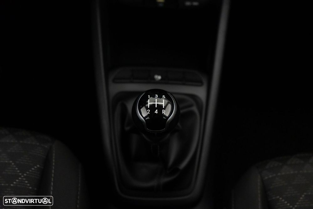 Kia Rio 1.2 CVVT Dynamic - 26
