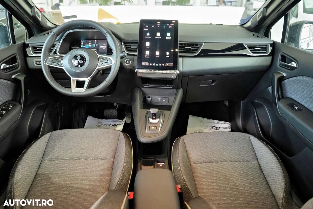Mitsubishi Grandis - 8