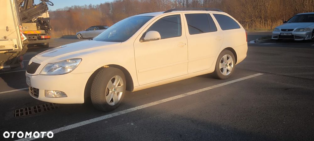 Skoda Octavia 1.8 Turbo FSI Sport Edition - 9