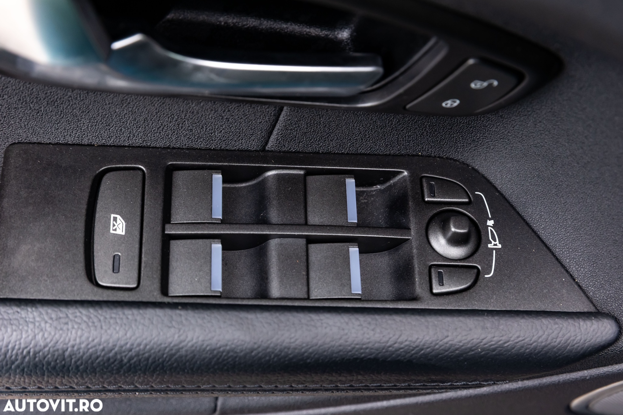 Land Rover Range Rover Evoque - 13