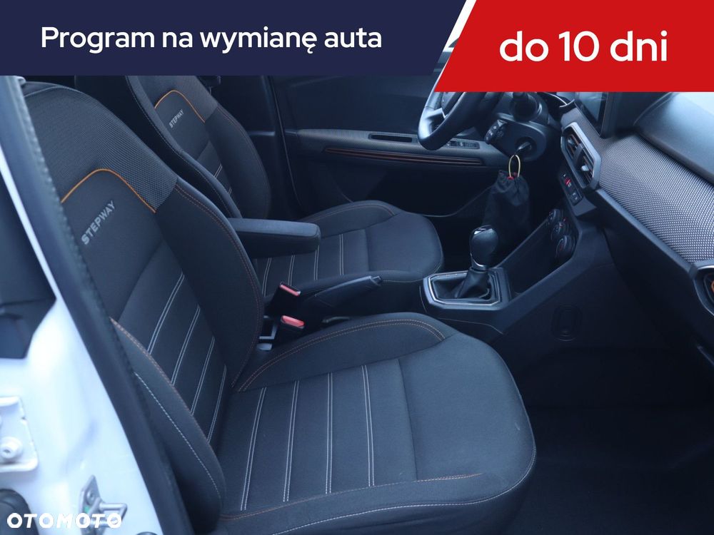 Dacia Sandero - 11