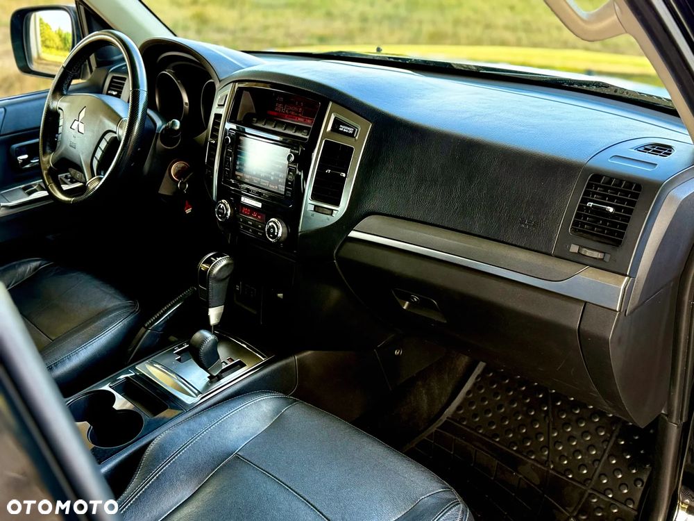 Mitsubishi Pajero 3.2 DID Instyle - 10