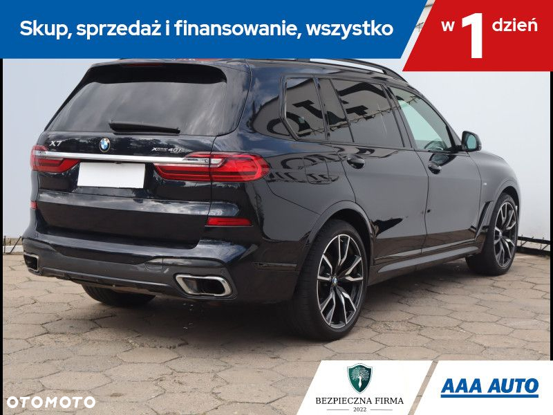 BMW X7 - 6